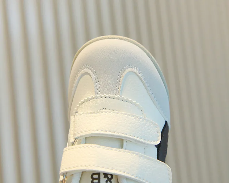 Kids retro dual strap velcro sneakers