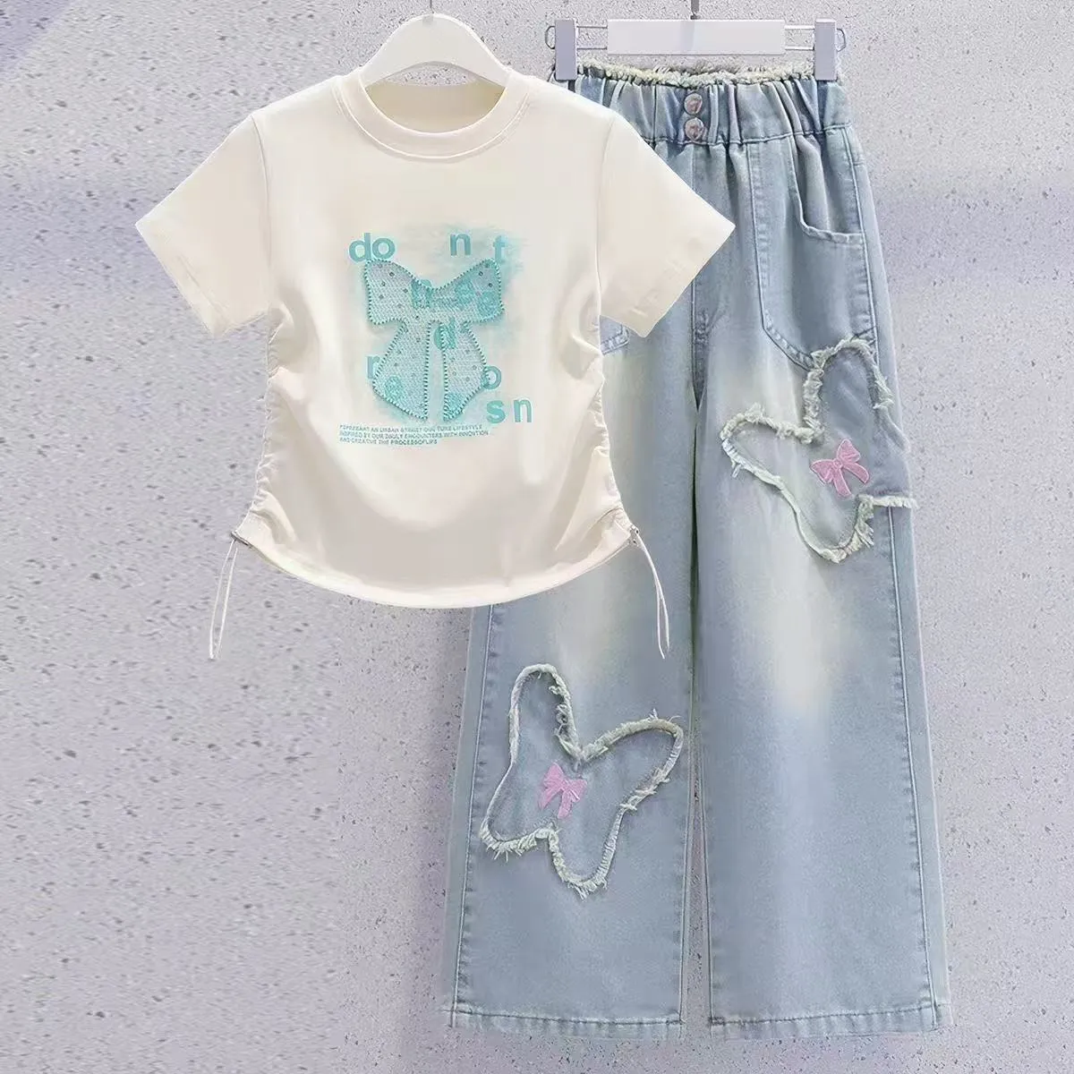 Girls' Graphic Top & Butterfly Jeans