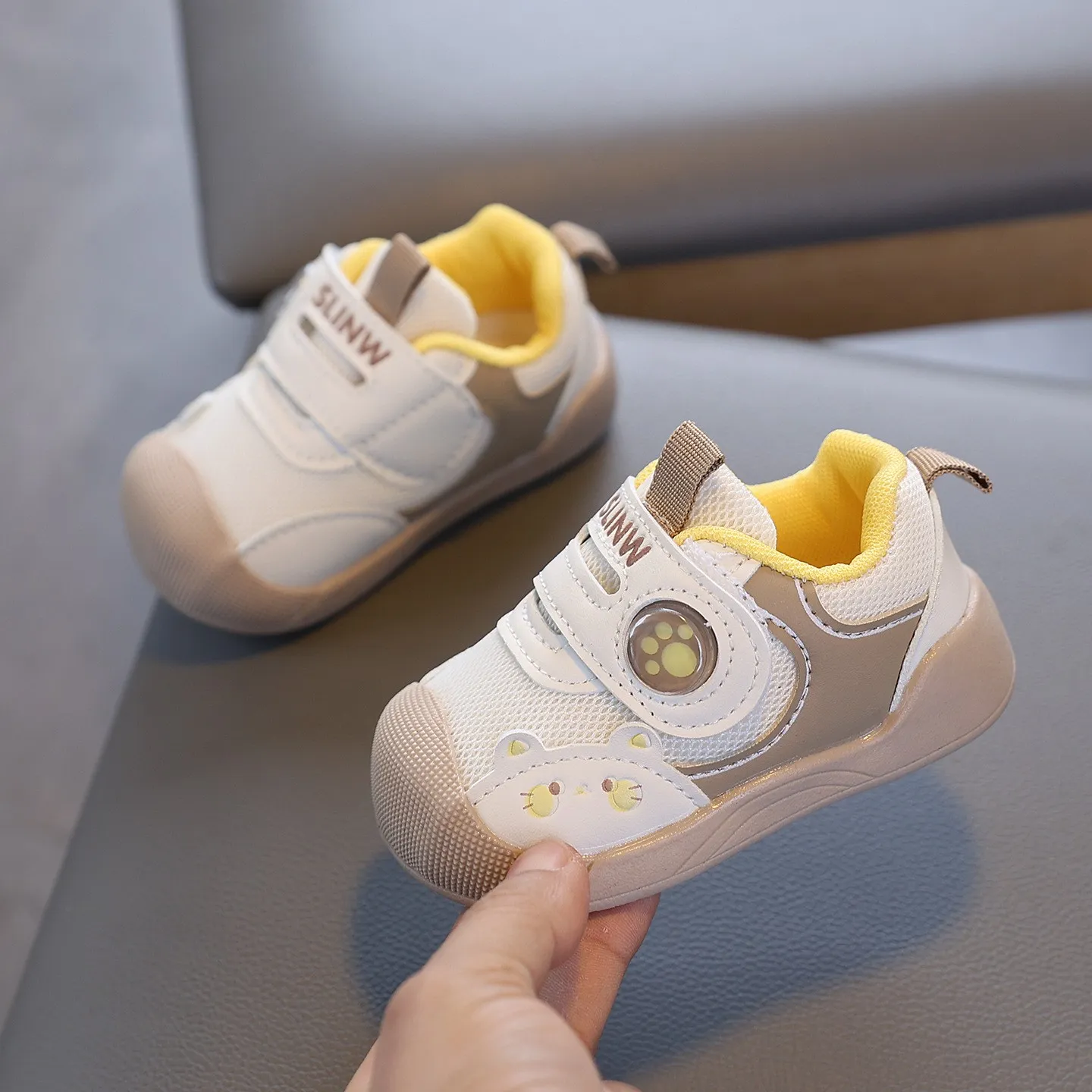 Cute toddler first walker shoes