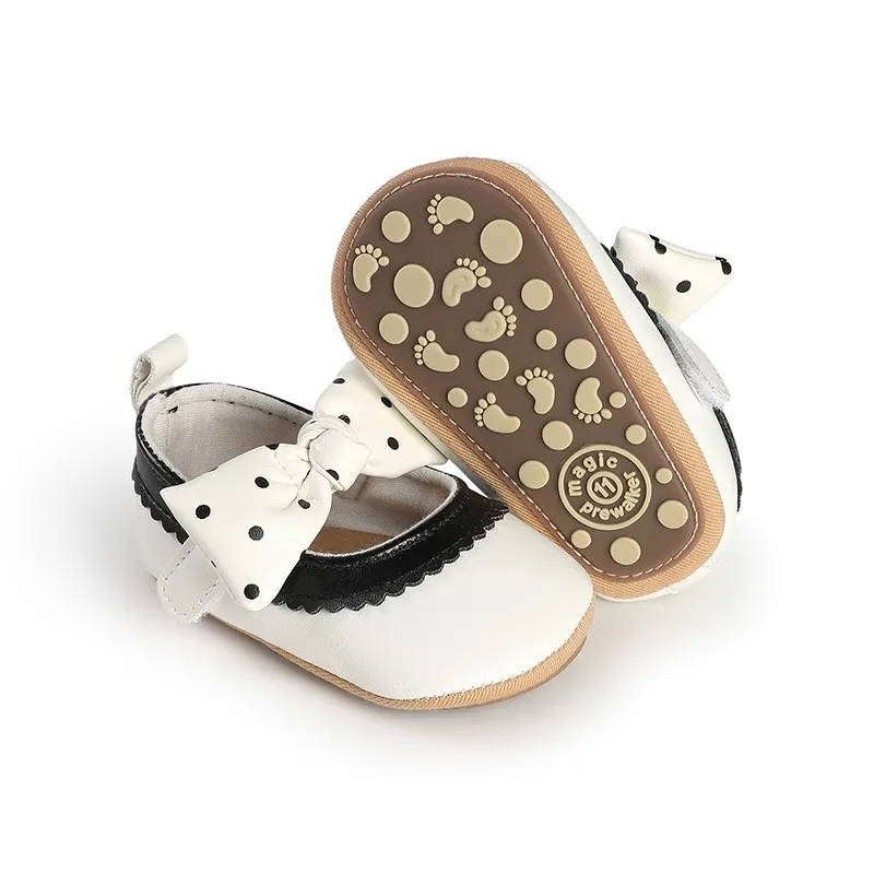 Infant baby girls pre-walker crib shoes