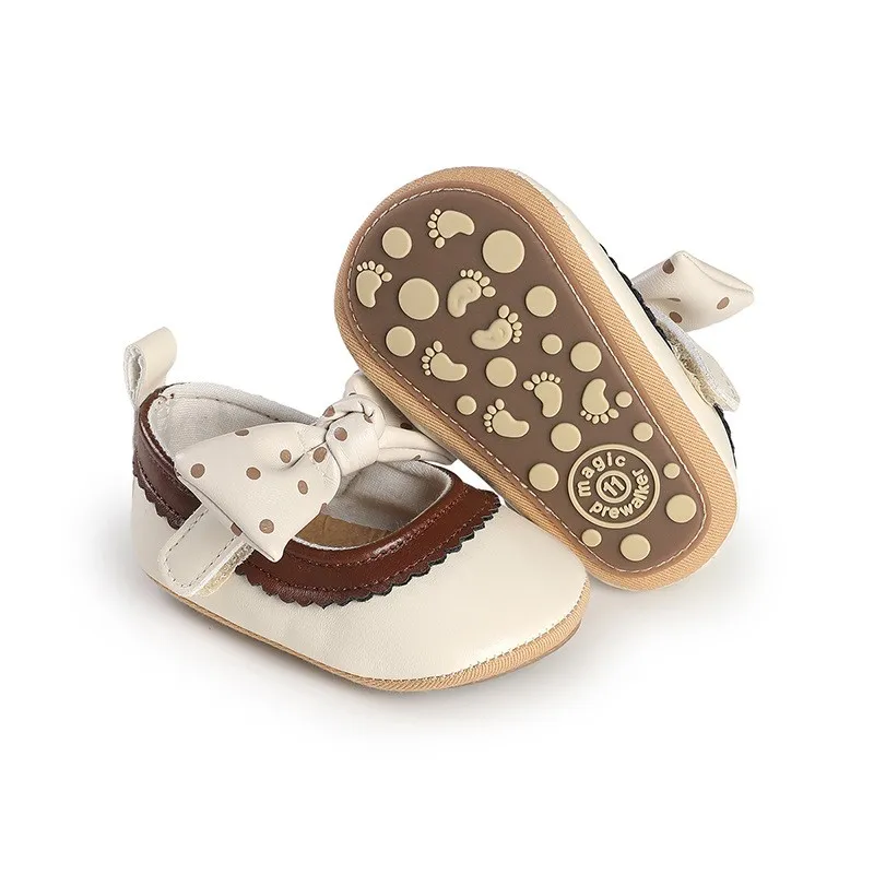Infant baby girls pre-walker crib shoes