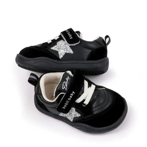 Infant pre-walker sneakers