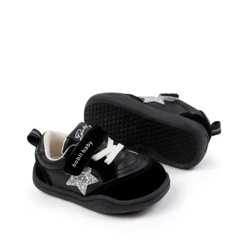 Infant pre-walker sneakers