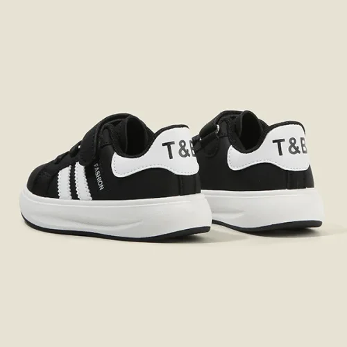 Toddler classic athletic sneakers