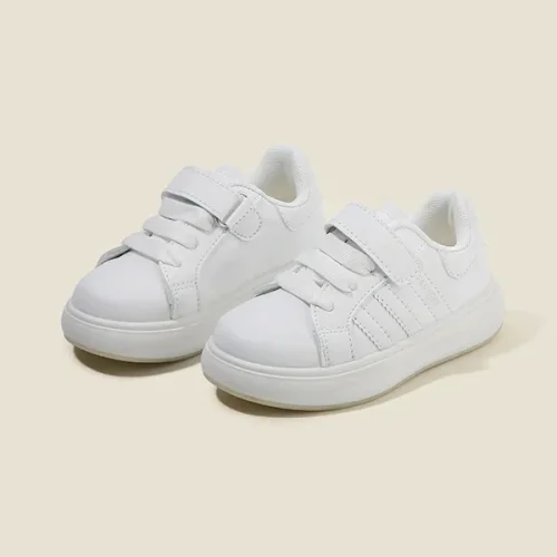 Toddler classic athletic sneakers