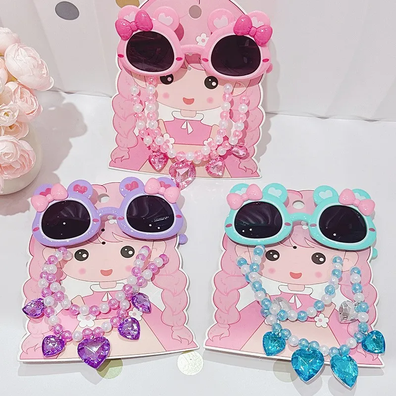 Girls Cute Bear Sunglasses & Beaded Jewelry Set