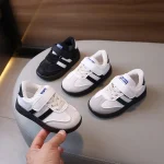 Toddler retro low-top trainer sneakers - White, 23